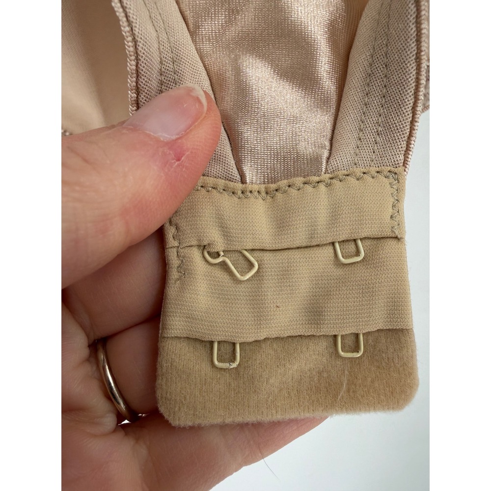 Miraclesuit Body Shaper Womens 40D Beige Extra Firm Control Satin Minimalist - Picture 3 of 9